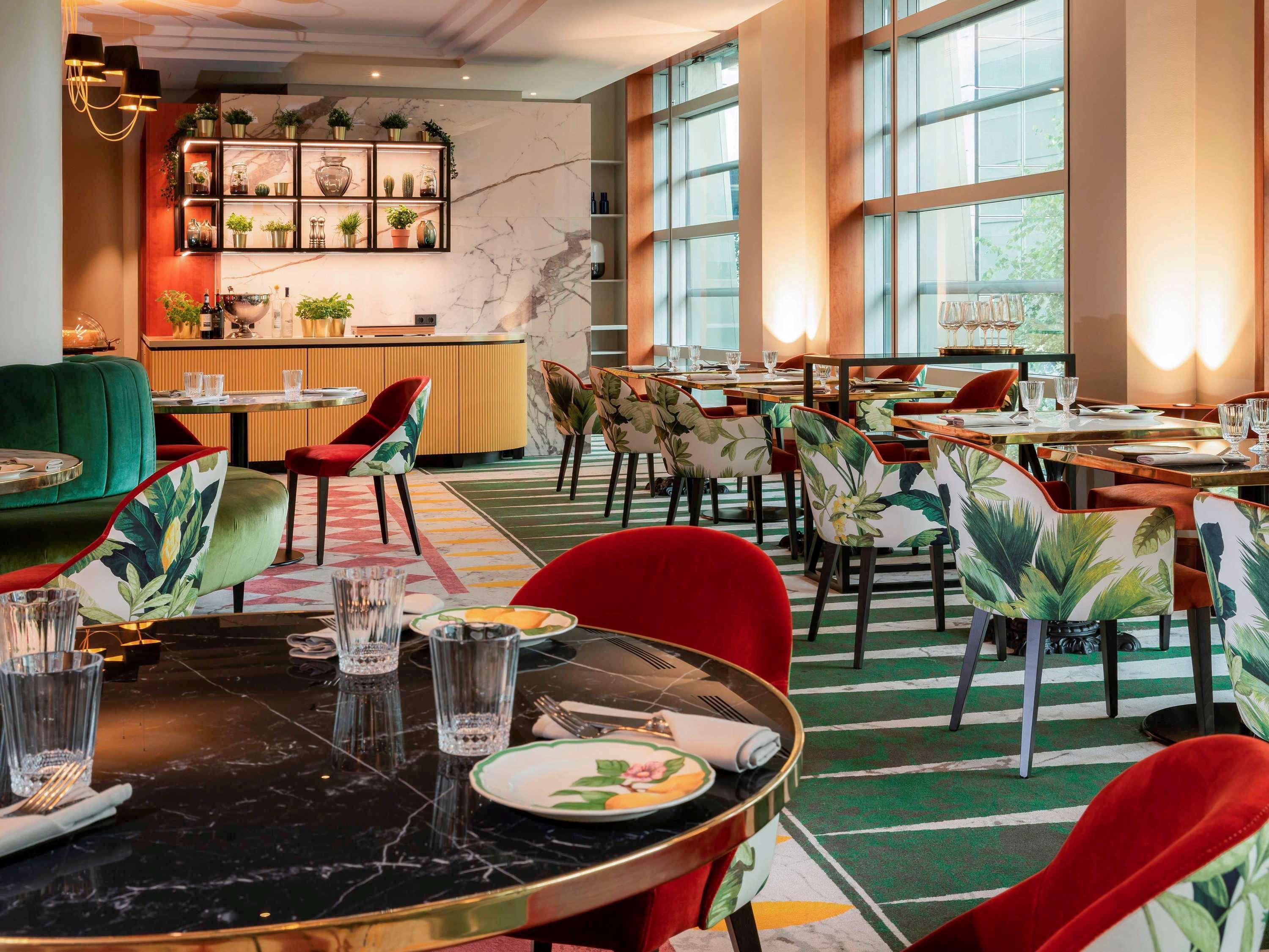 Sofitel Luxembourg Europe Hotel Bagian luar foto The restaurant